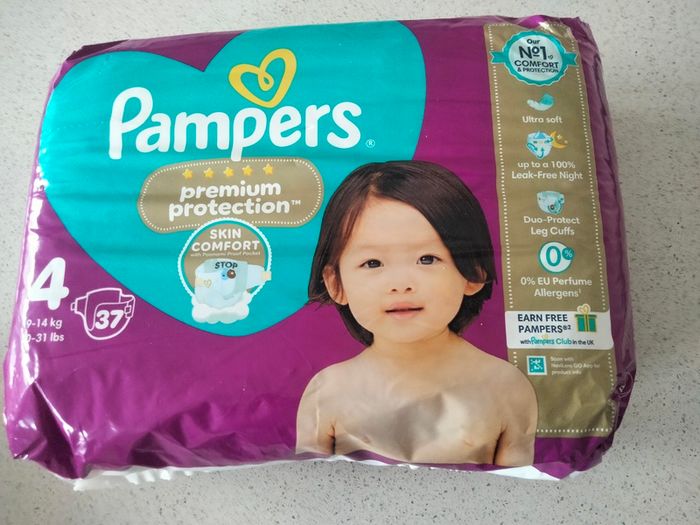 Pampers nappy