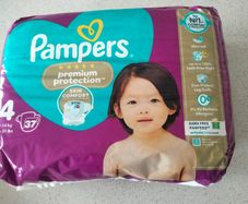 Pampers nappy
