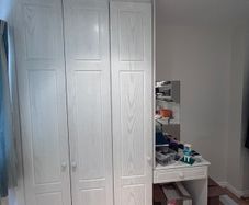 White Wardrobe & Matching Dressing Table / Drawers