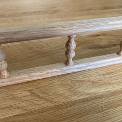 Solid Oak Gallery Rails - 1220mm