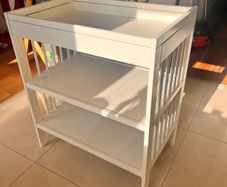 Baby changing table