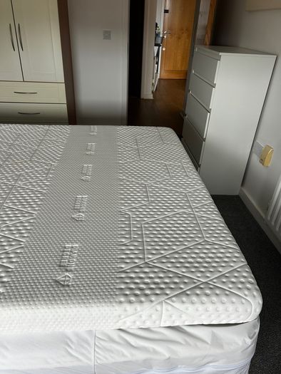 King Size Emma Mattress topper UK - Perfect condition