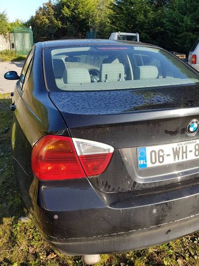 bmw. 320 d. 3 series. 06. e90