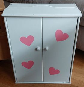 dolls wardrobe