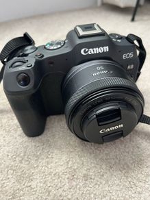 Canon EOS R8 + 2 Lenses