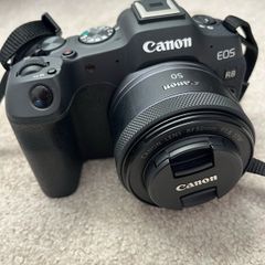 Canon EOS R8 + 2 Lenses