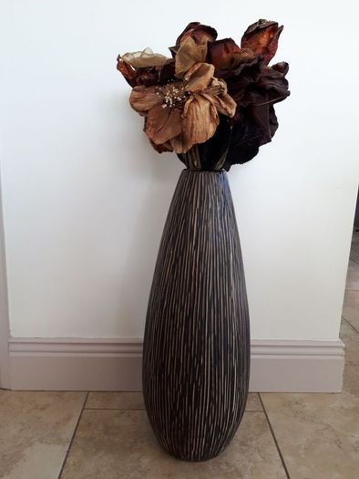 Floor standing vase