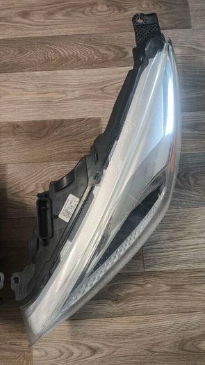 Headlights Ford Focus 3