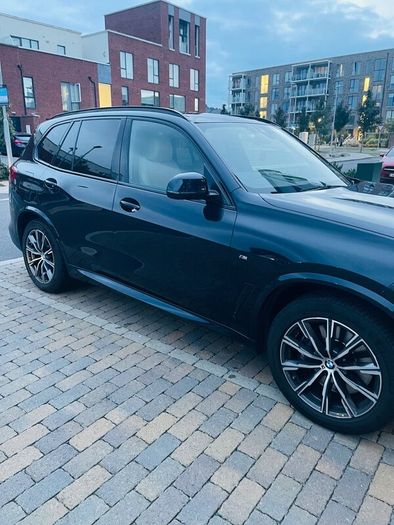 BMW X5 M Sport Carbon Black - 7 Seats [Reduced]