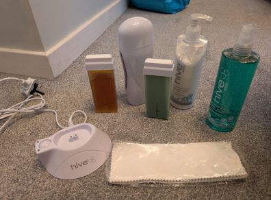 Hive Home waxing kit