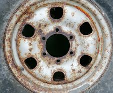 toyota hilux /landcruiser old 16" rim x 2 with only 1 bad tyre on..