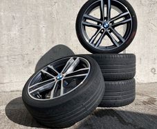 Genuine BMW Style 704M 19" Alloy Wheels - Like New