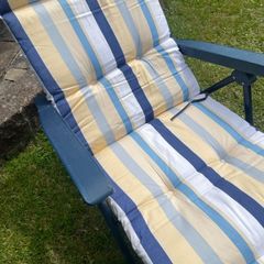 Luxury garden lounger