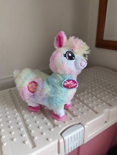 lama toys