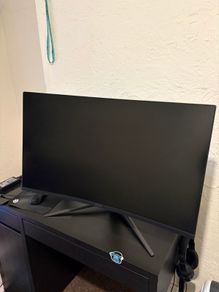 MSI Optix AG321CR - 31.5 Inch FHD Curved Gaming