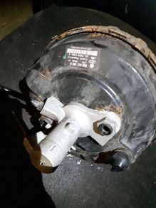 Audi A4 B6 B7 A6 C5 C6 Brake Servo & Master Cylinder 8e0612105