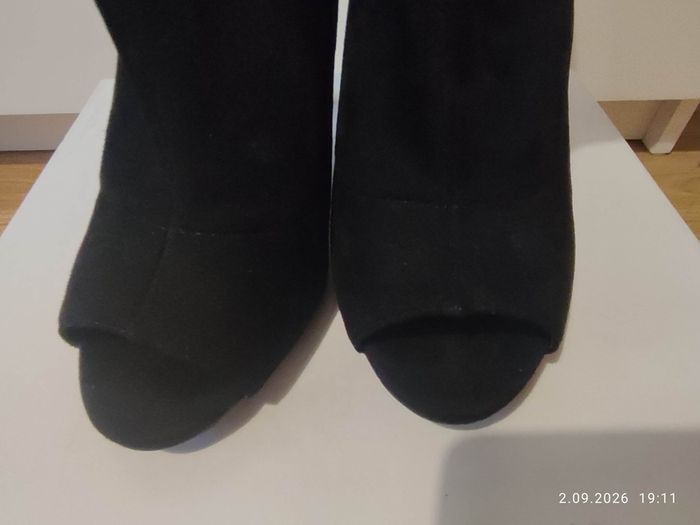 Primadonna Collection Black Peep Toe Ankle Boots - Size 40 (UK 6.5/7)