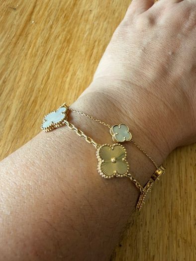 Clover MOP bracelet