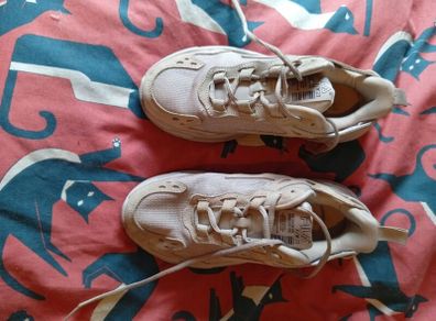ladies fila trainers size 5.5