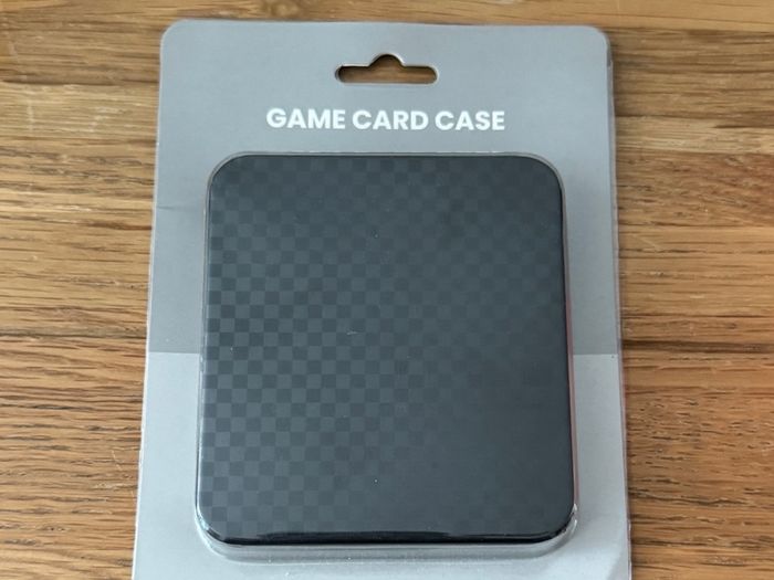 Switch / PC controller + a 12 switch card case