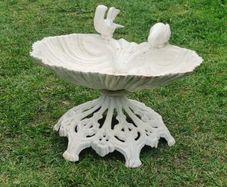 Cast Iron Bird bath Small H33