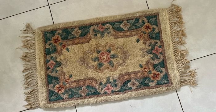 wool rug