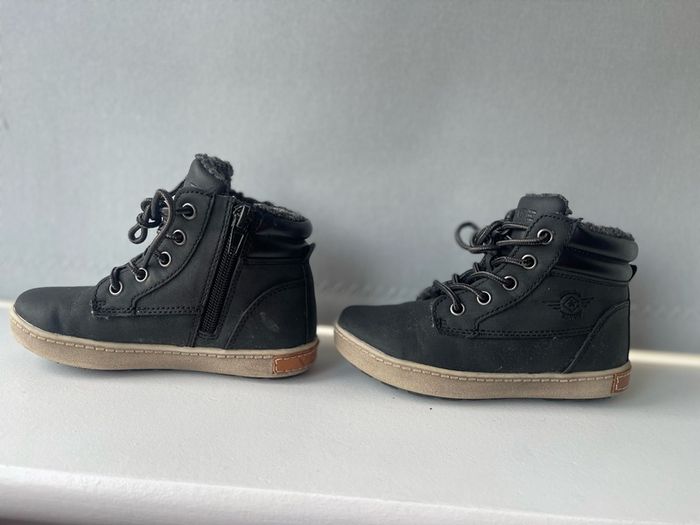 boys shoes size eu26- uk 8 1/5