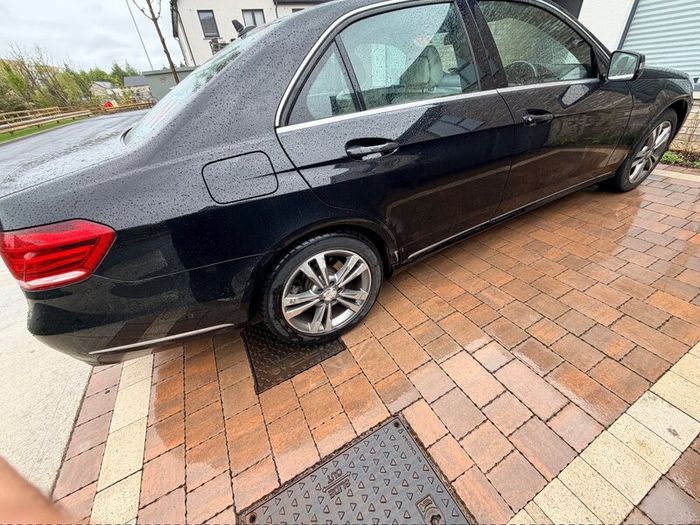 Mercedes-Benz E300 2013 Avantgarde Diesel Hybrid
