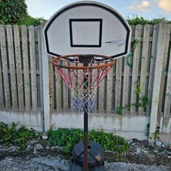 Free Kids basketball hoop