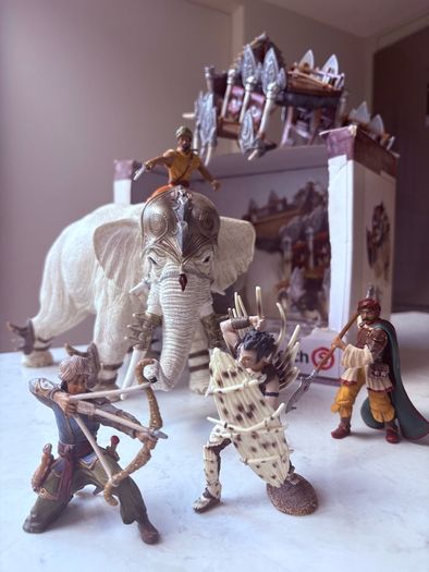Schleich Fighter elephant