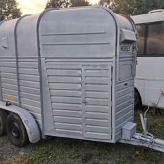 Rice horsebox