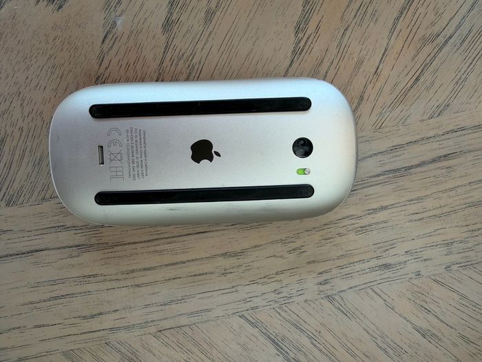 Apple Magic Mouse 2 A1657