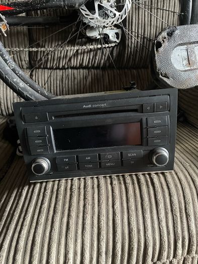 audi b7 radio