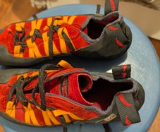 red chili climbing shoes