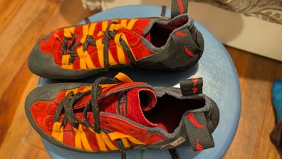red chili climbing shoes