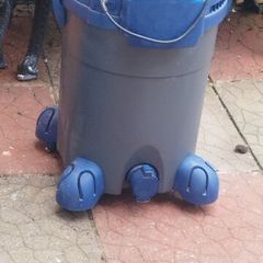 pond hoover