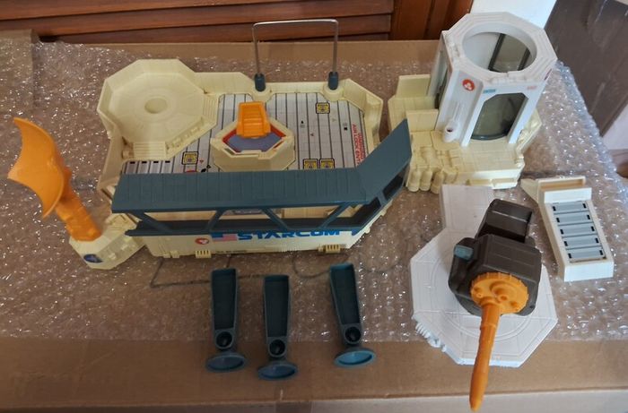 starcom  vintage toy & Robotech macross
