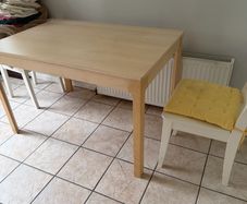 Kitchen Table & 4 IKEA Chairs