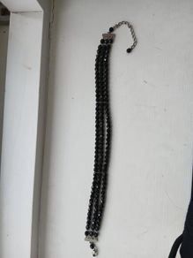Black crystals chocker necklace