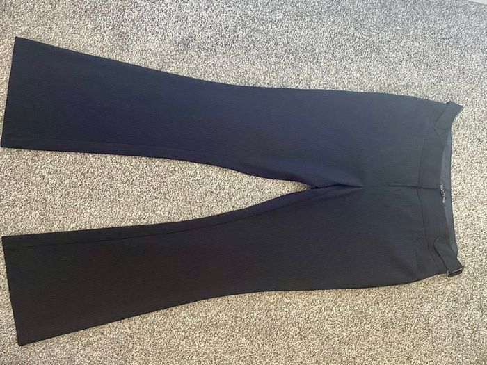 Ladies navy pinstripe suit size 8
