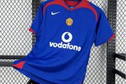 Manchester United 2005/6 Jersey