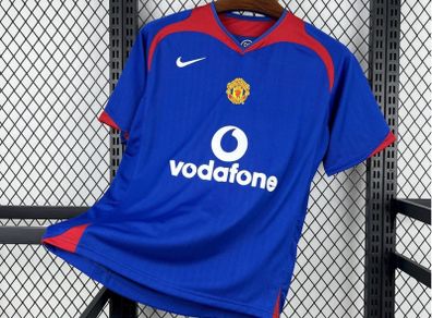 Manchester United 2005/6 Jersey