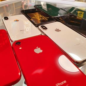 Iphone Se 2/xr/xs/xs Max Bundle + Store Guarantee