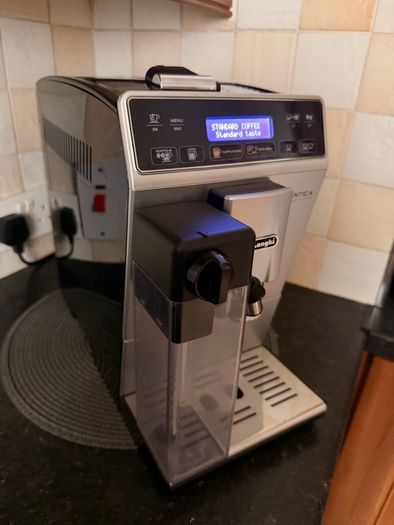 Delonghi  Autentica cappuccino coffee machine
