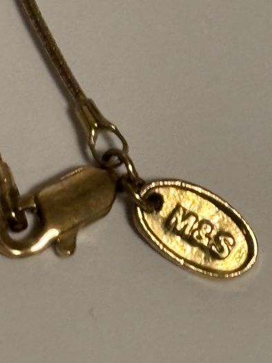 Vintage M&S Gold Tone Necklace with Pendant
