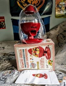 Elgento Carnival and Funfair, motion sensor, candy dispenser