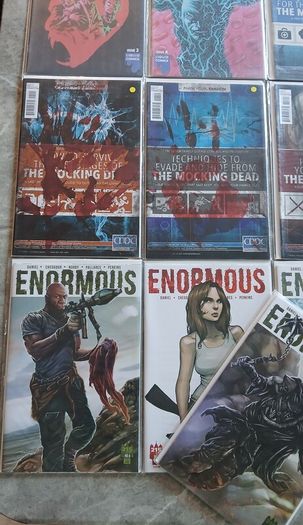 Horror comics mix bundle/joblot 25 issues