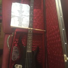 Signed By Slayer In 2013 Ltd/esp Ta600 (tom Araya)signature Bass Guitar
