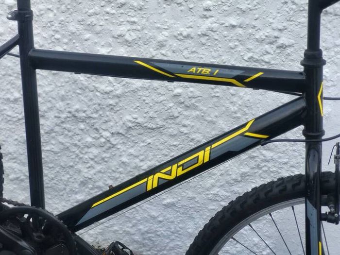 Mountain Bikes  X 2  150 As A Pair Or 85 Each