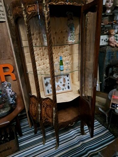 Display  Case